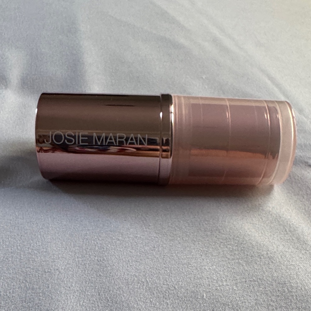 Josie Maran Argan Color Stick - Deliciousness Rosy-toned Terra cotta shade. - Picture 2 of 6
